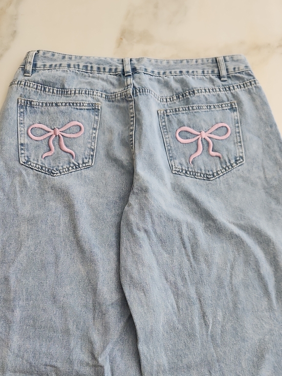 SHEIN Denim - SHEIN Light Blue Wide Leg Jeans with Pink Bow Pockets